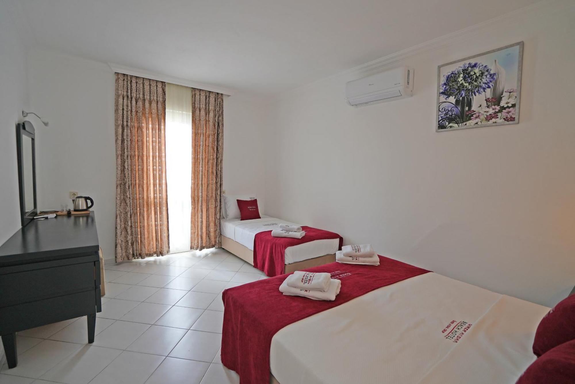 Oemer Aybak Beach Hotel Bodrum Luaran gambar