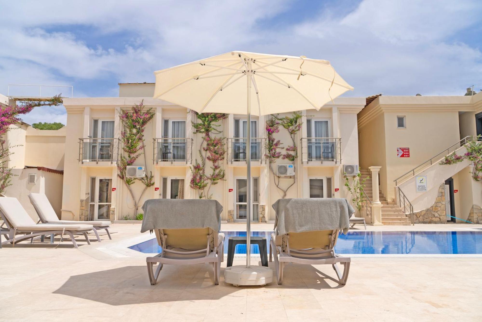 Oemer Aybak Beach Hotel Bodrum Luaran gambar